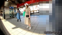 【最新 ️极品 ️抄底】抄底大师精品新作 ️长腿漂亮美女和男友逛商场 白皙皮肤干净粉嫩逼逼一览无余