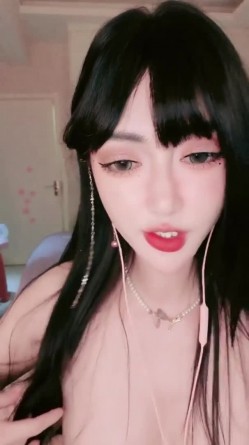 【你们的花花】 淫荡尤物高颜值反差女神! 大尺度道具自慰~大潮喷~裸舞~8小时管饱