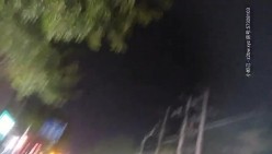 《按摩店小粉灯》村长新嫖地探店连续搞了两个打扮时尚身材高挑的按摩店美女