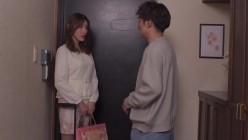 DVAJ-618 連日の夫婦喧嘩に疲れた僕は、義母の優しさに甘えて何度も何度も中出ししまくった 森沢かな