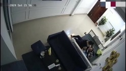 黑客破解摄像头偷拍 晚上下班前秘书被领导叫到办公室干一炮才让她回家