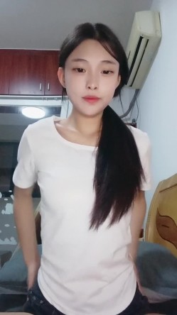 正宗校花,大学生暑假赚零花钱,【小草莓真好吃 】,宿舍狂欢,奶子挺大挺美,小姐姐清纯可爱