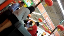 北京地铁商圈CD系列1，夏日都是清凉裙装抄底真方便