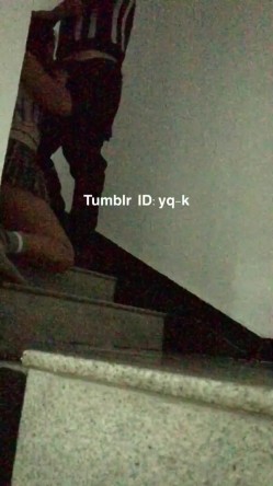 绿帽淫妻YQ-K多场合露出捆绑调教多P48部合集 老婆在楼梯间勾引男人做爱