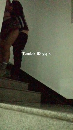绿帽淫妻YQ-K多场合露出捆绑调教多P48部合集 老婆在楼梯间勾引男人做爱