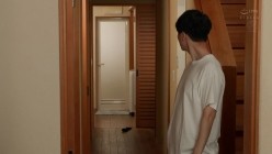 ROE-182 毎日、毎日…義母がハンカチを落とすのは僕を誘う家庭内『中出し密会』のサインです 友田真希