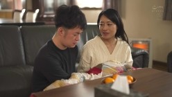 ROE-164 家族皆が巣立った実家で、母と過ごす近親相姦の日々ー。 七月りな