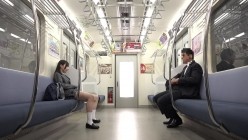 DANDY-788 最終電車で痴女とまさかの2人きり!J○Ver向かいの座席でパンチラしてくる…