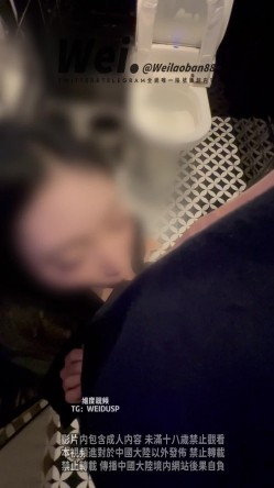 推特肌肉大屌约良大神BDSM调教达人「魏先生」大陆量贩KTV,把小红书女神灌醉拉近洗手间爆操,她的朋友都在外面唱歌