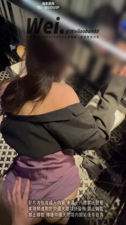 推特肌肉大屌约良大神BDSM调教达人「魏先生」大陆量贩KTV,把小红书女神灌醉拉近洗手间爆操,她的朋友都在外面唱歌